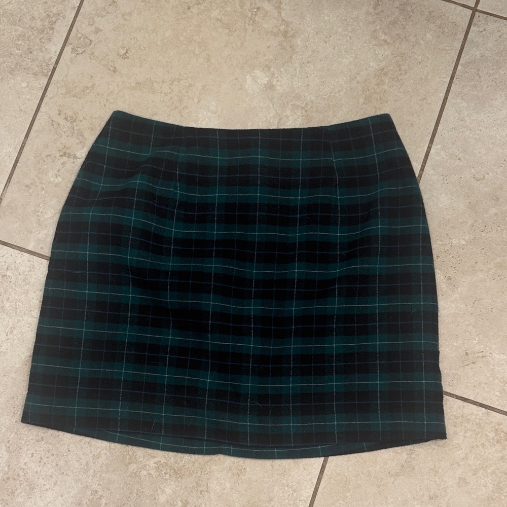 Old Navy Plaid Mini Skirt in Green and Black